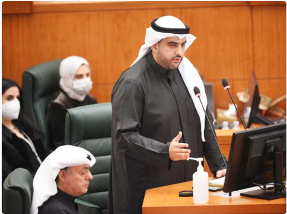 صورة وزير المالية: مُقبلون على توزيع 31548 قسيمة