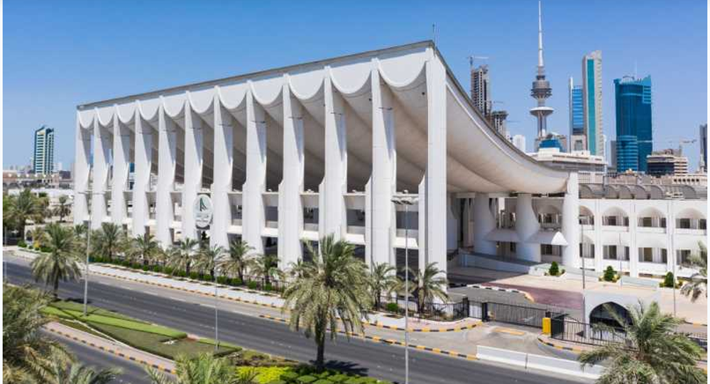 صورة نواب يطالبون وزير التجارة بسحب قرار رفع أسعار مواد البناء