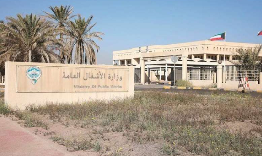صورة «الأشغال» تخطو أولى خطوات... إصلاح الشوارع