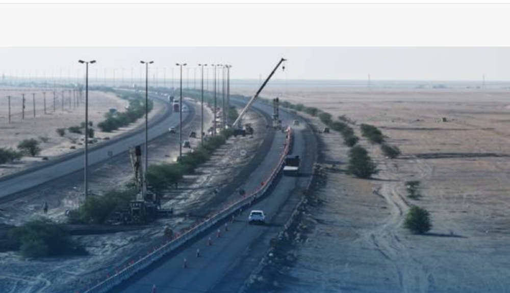 صورة «الأشغال»: بدء أعمال الصيانة في طريق السالمي السريع